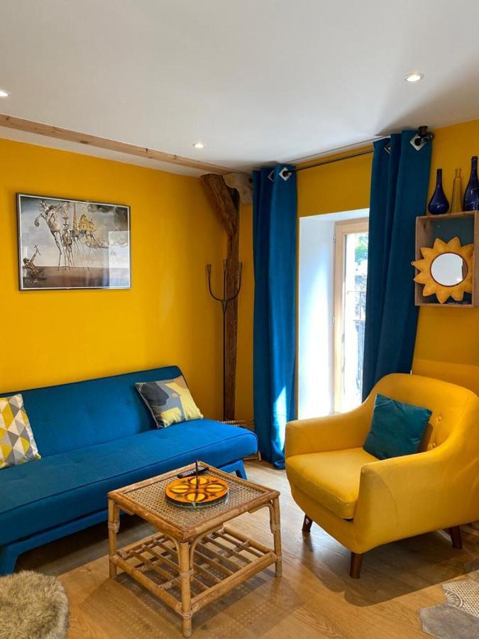 Au Cheval Blanc - Appartements Et Chambres D'Hotes Albertville Bagian luar foto